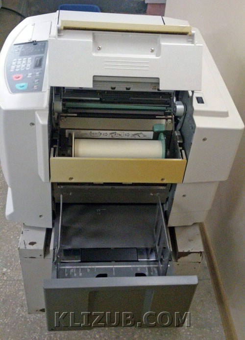 Подготовлен к работе ризограф RISO CR1610 Подготовлен к работе ризограф RISO CR1610