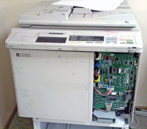  (-) RICOH PRIPORT VT6000
