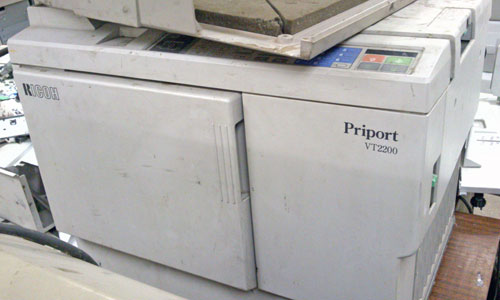  (-) RICOH PRIPORT VT2200