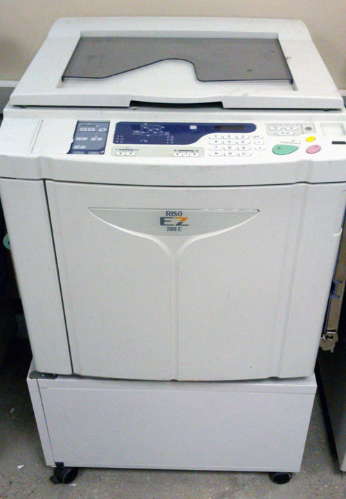   RISO EZ200E