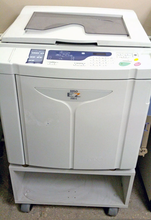   RISO EZ200E