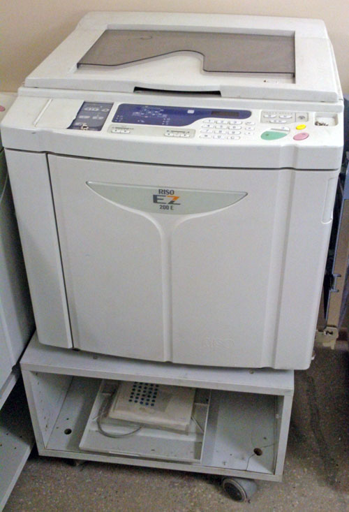   RISO EZ200E