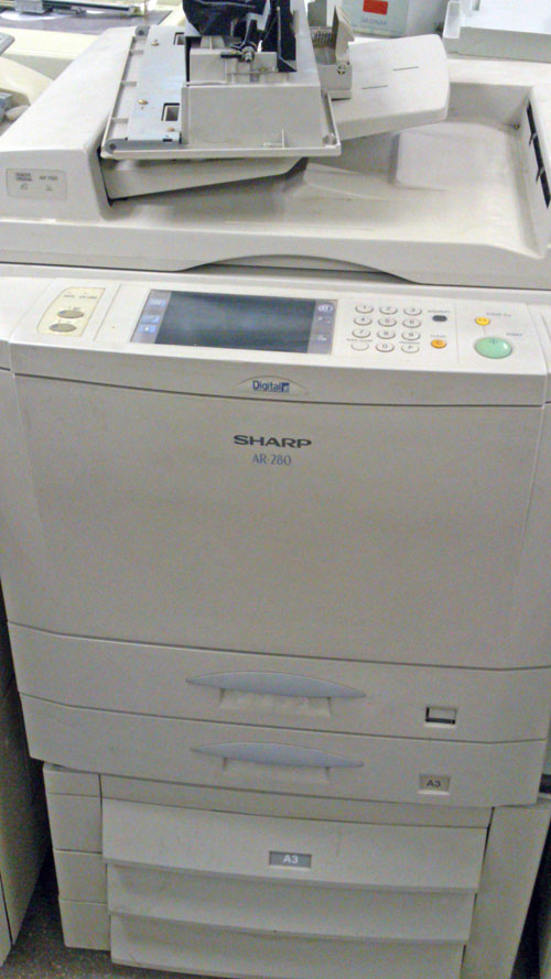    Sharp AR280